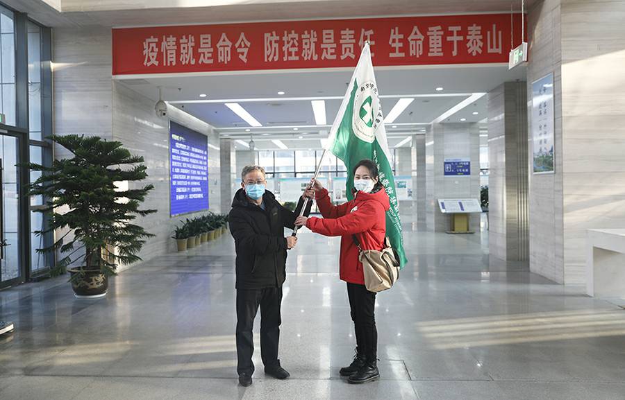 1.院感“女战士”再出征.jpg 1.院感“女战士”再出征.jpg